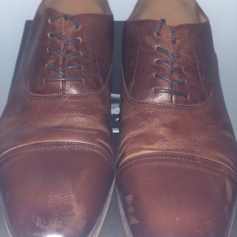 FLORSHEIM Brown cap toe shoe size 9.5D - Picture 3 of 8